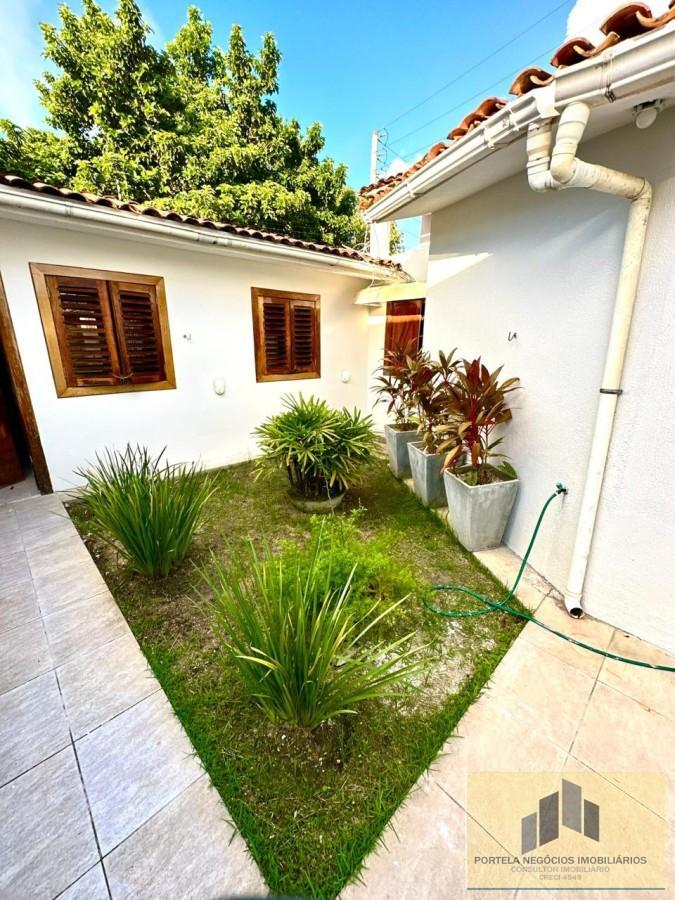Casa de Condomínio à venda com 3 quartos, 250m² - Foto 12